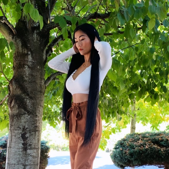 Meet your Posher, JooLee. 🙋🏻💄💍👗👡👜🙋🏻 - Picture 12 of 16